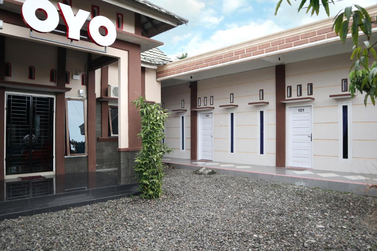 巴东 Oyo2202德里玛伊斯兰旅馆酒店 外观 照片